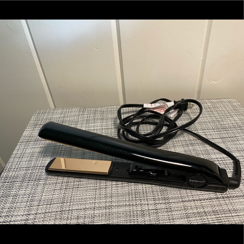 bellaPRO Hair Straightener
